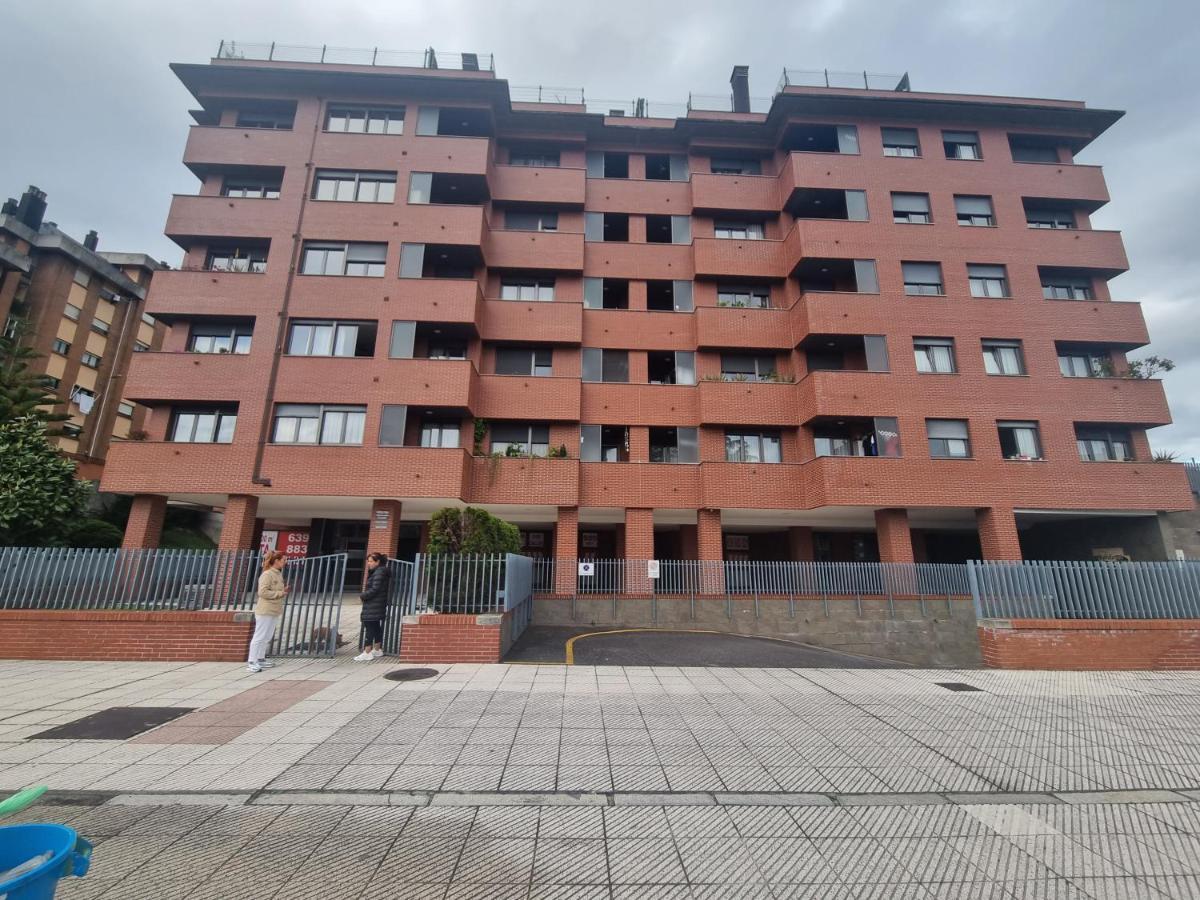 Piso Zona Hospital 6 Personas Oviedo Exterior foto